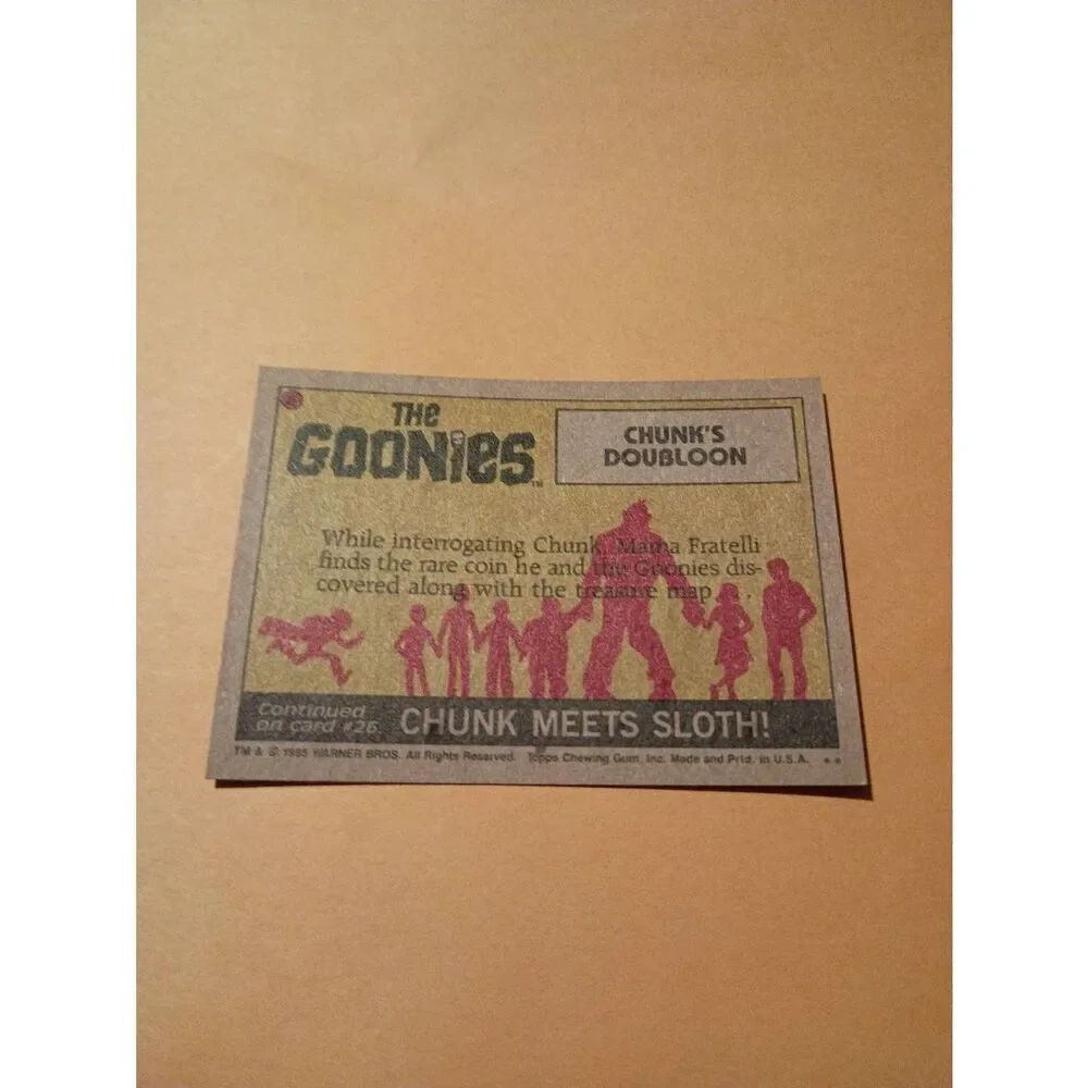 Vintage 1985 Warner Bros Topps Gum Goonies Trading Card #25 Chucks Doubloon - Picture 2 of 2